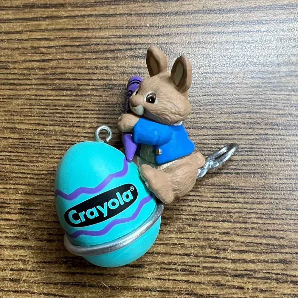 Hallmark Eggs-Pert Artist Crayola Crayon 1997 Spring Collection Handcrafted